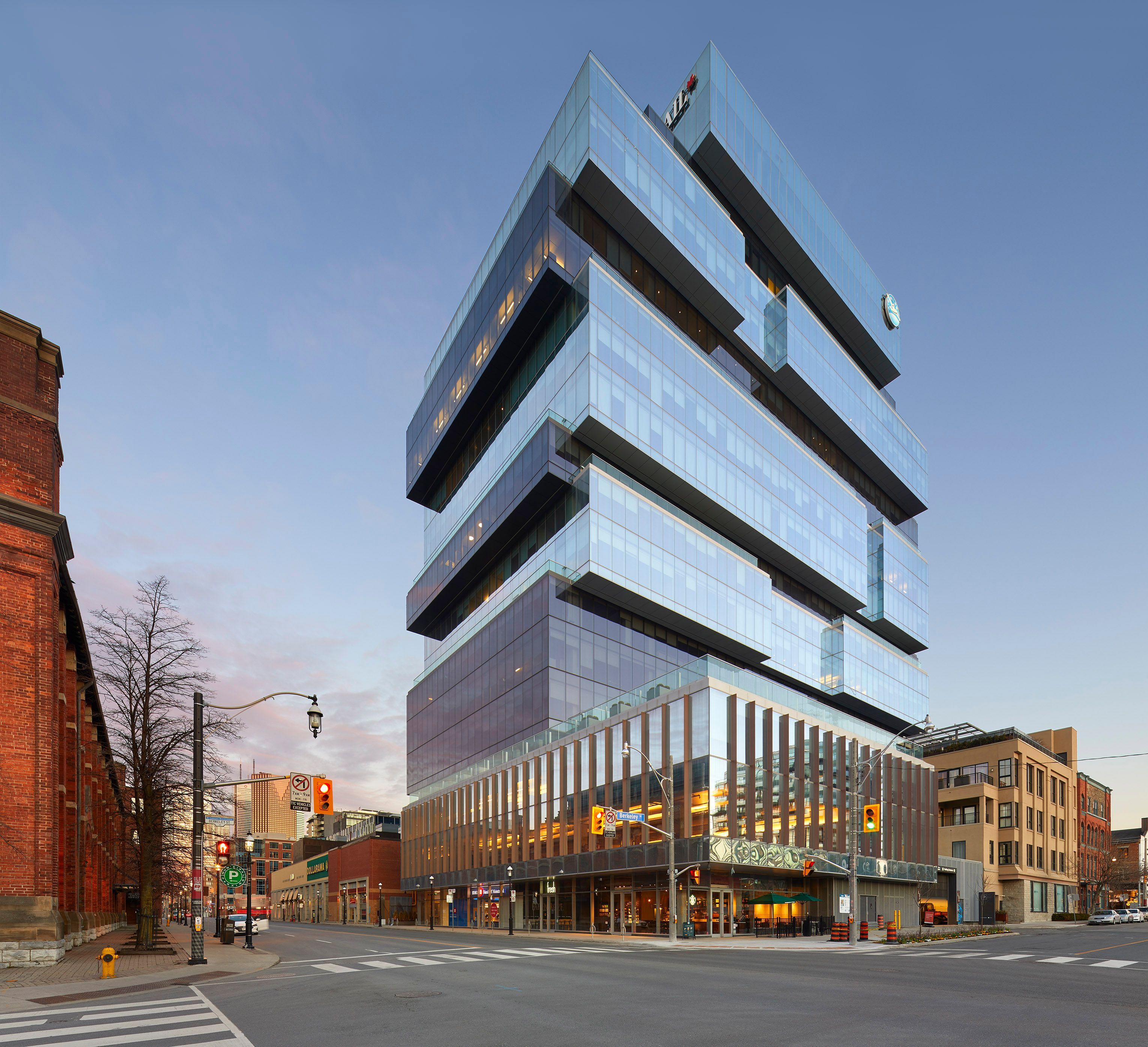 Globe and Mail Centre